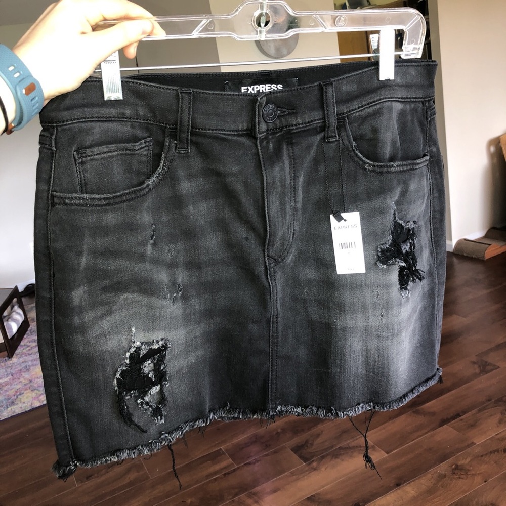 Express Distressed Denim Mini skirt BRAND NEW tags